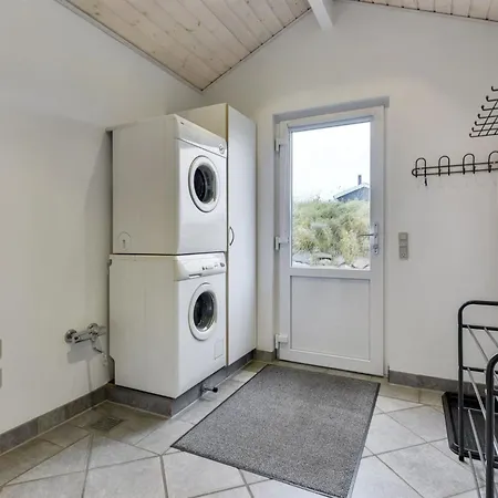 Holiday home Gorjana - 500m From The Sea By Interhome