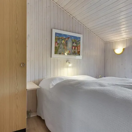 Holiday home Gorjana - 500m From The Sea By Interhome *